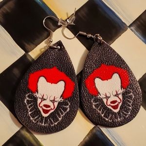 - STEPHEN KING’S Pennywise IT Halloween earrings